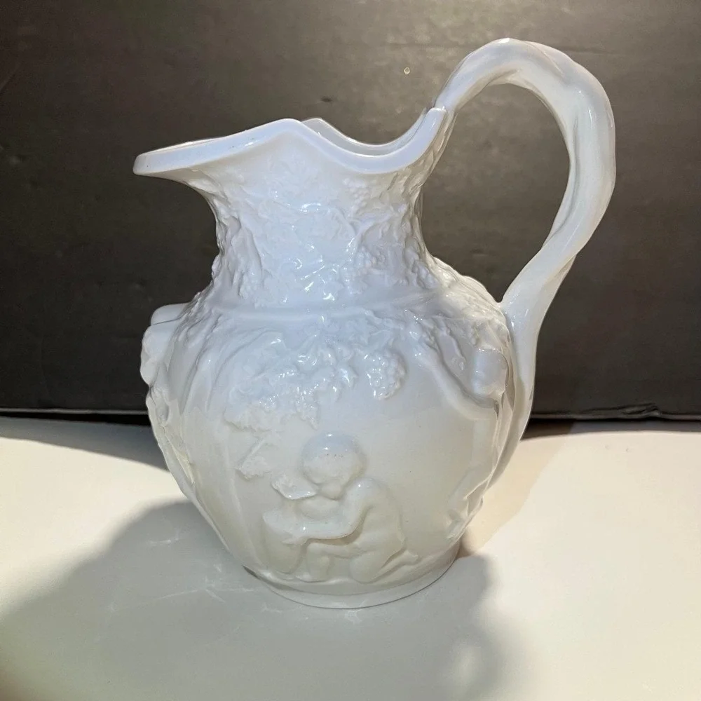 Vintage White Glass Cherub Pitcher Embossed Grape Vine Relief molded Victorian‎